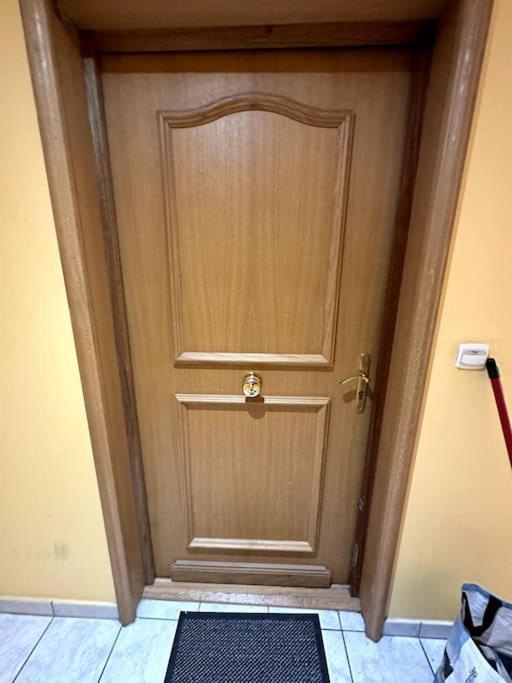 Appartement Cosy Avec Balcon Et Piscine Besançon Kültér fotó